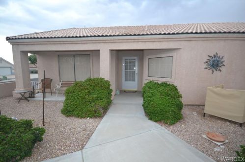 3873 Medicine Bow Cir, Bullhead City, AZ 86442-8784