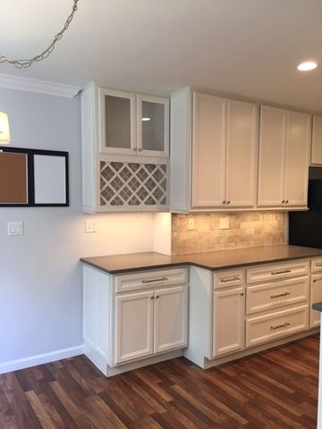 214 Southport Woods Dr, Southport, CT 06890-1163