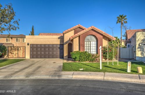 1207 Seascape Ct, Gilbert, AZ 85233-5640
