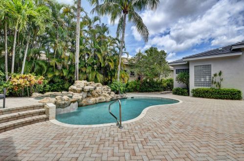 7911 Talavera Pl, Delray Beach FL  33446-4324 exterior