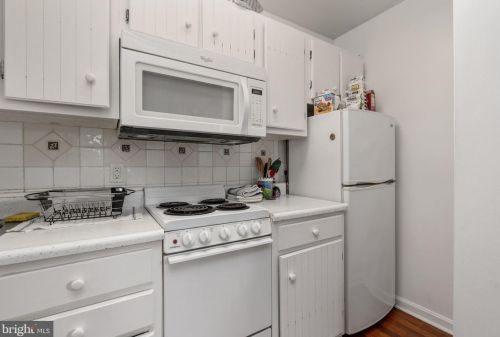 2409 Little River Rd, Haymarket VA  20169-1205 exterior