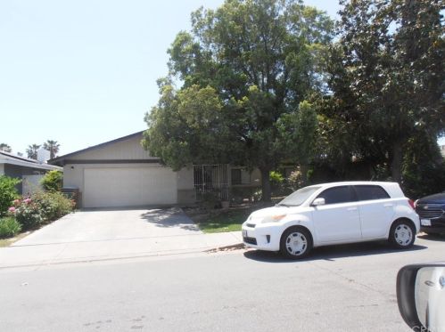 1907 Marc A Mitscher Ct, Bakersfield, CA 93304-7114