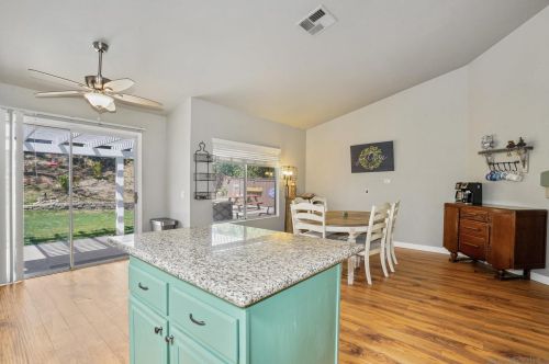 31690 Corte Cardenas, Temecula CA  92592-3913 exterior