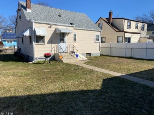 120 Bonna Villa Ave, Roselle, NJ 07203-2636