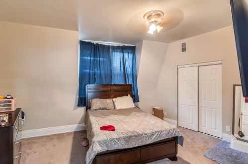 702 Pike St, Covington KY 41011-2126 exterior