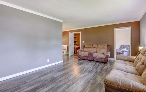 318 Whitewater Dr, New Haven OH  45030-1443 exterior