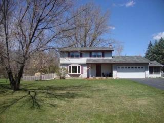 2812 Banning Way, Waukesha, WI 53188-3938
