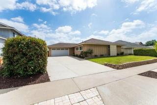 450 Buttonwood Dr, Brea, CA 92821-3522