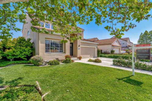 450 Verona Pl, Hollister, CA 95023-7124
