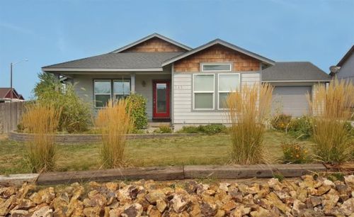 303 Geneva St, Culver, OR 97734-9768