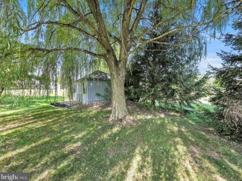 23 Grey Hawk Dr, Molino PA  17961-9172 exterior