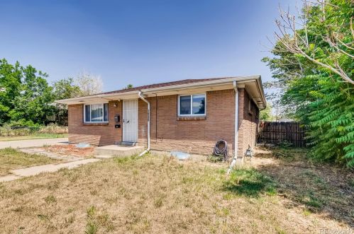 7830 Mona Ct, Denver, CO 80221-4059