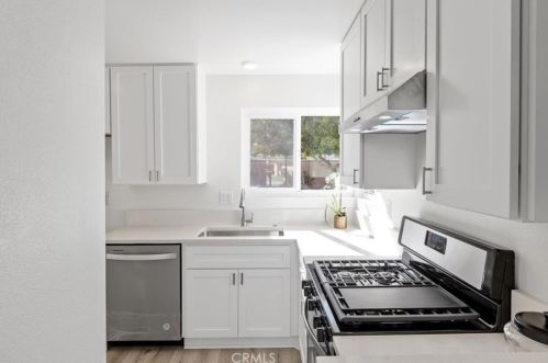 4753 Westridge Dr, Oceanside CA  92056-3003 exterior