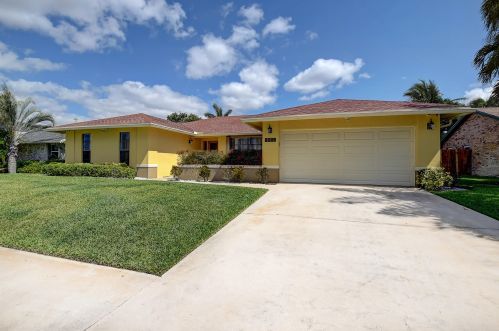 4531 Brandywine Dr, Boca Raton, FL 33487-2176