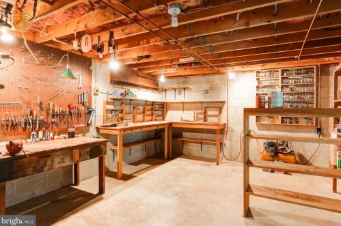 3 Annette Dr, West Enola PA  17025-1802 exterior