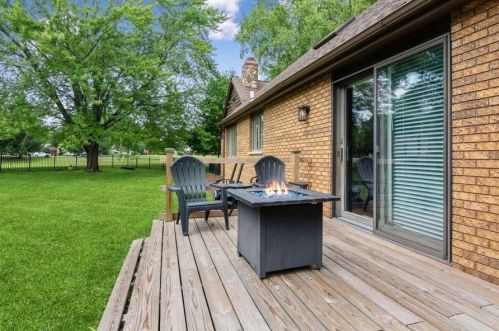 9394 Olcott Ave, Dyer IN  46373-9234 exterior