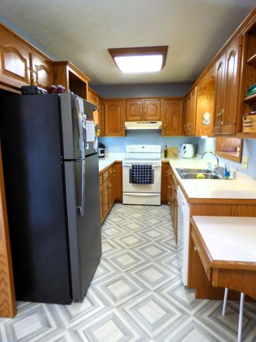 1501 Whispering Pines Ln, Bellefontaine OH  43311-9263 exterior