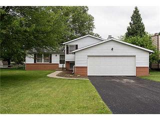 2141 Kingston Dr, Maumee, OH 43537-1154