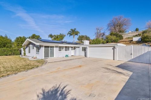 22569 Chaparro Dr, Santa Clarita, CA 91350-1502