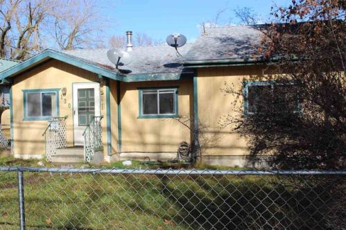 130 Lennox St, Yreka, CA 96097-2514