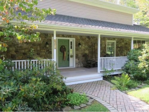 462 Bunn Hill Rd, Vestal, NY 13850-5916