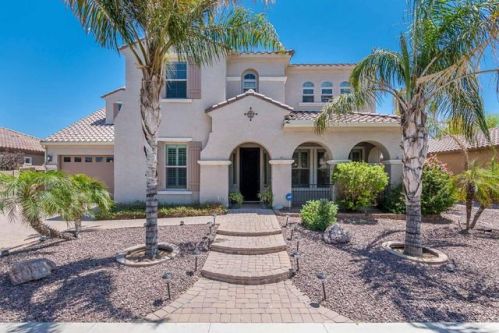 2757 Parkview Dr, Gilbert, AZ 85295-2339