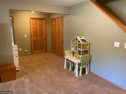 120 Meadow Dr, Hudson WI  54016-1100 exterior