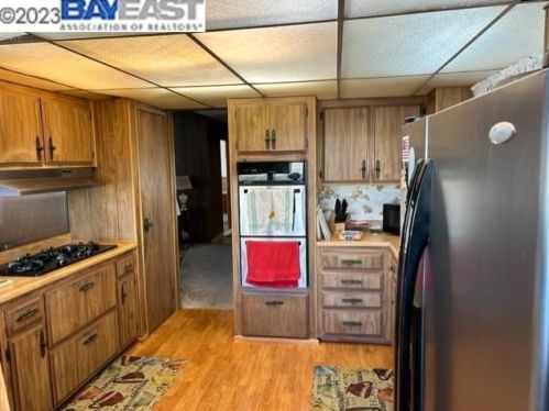 29383 Harpoon Way, Hayward, CA 94544-6440