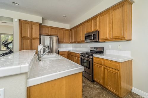 334 Percheron Ct, San Jacinto CA  92582-3231 exterior