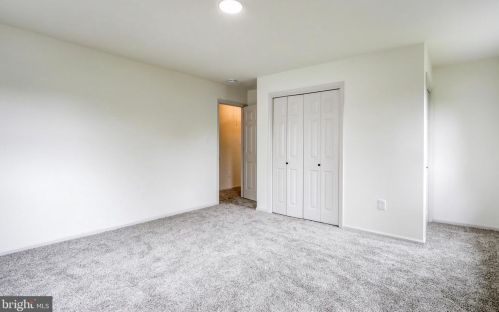 145 Ridings Way, Lancaster PA  17601-1707 exterior