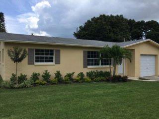 890 6th Ave, Largo, FL 33770-2522