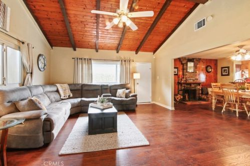 12101 Wutzke St, Garden Grove CA  92845-1841 exterior