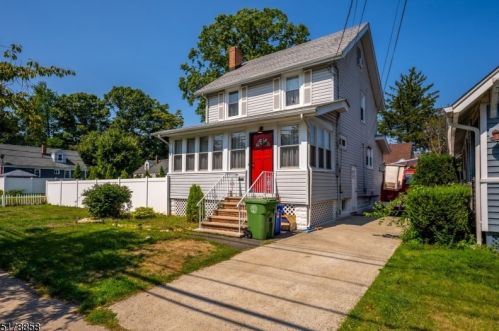 512 3rd Ave, Roselle, NJ 07203-1706