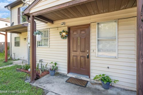 3424 Joe Murell Dr, Titusville, FL 32780-4584