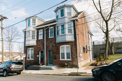 136 8th St, Easton, PA 18042-3455