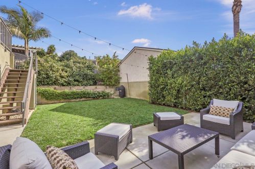 2643 Grandview St, San Diego CA 92110-1031 exterior