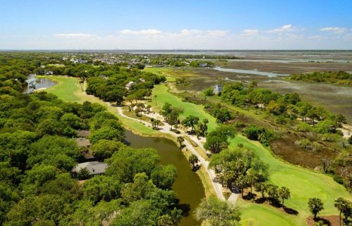 5 Beachwood, Isle Of Palms SC  29451-2815 exterior