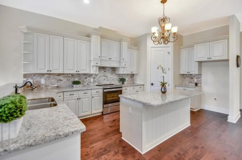 4112 Texas Ave, Bryan, TX 77802-4024