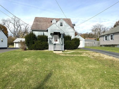 102 Worthington Ave, New Castle PA  16105-2005 exterior