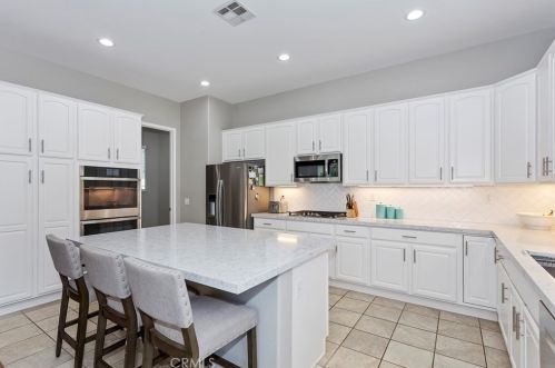 991 Gleneagles Rd, Beaumont CA  92223-8525 exterior