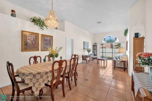 202 179th Ave, Hollywood, FL 33029-3905
