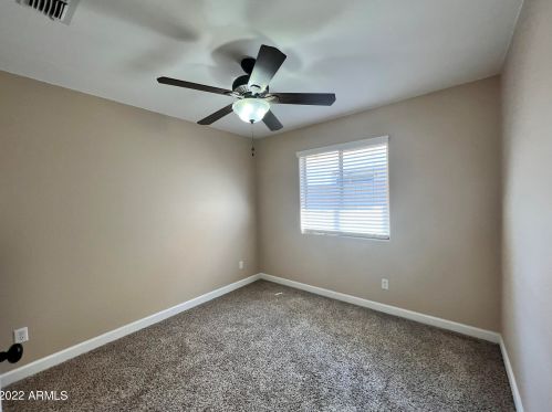 7433 Elwood St, Phoenix AZ  85043-5507 exterior