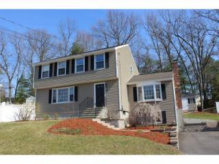 18 Macdonald Dr, Nashua NH  03062-1854 exterior