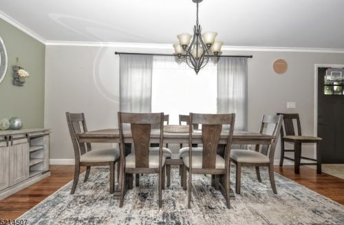 84 Morris Ave, West Milford Lakes NJ  07480-1121 exterior