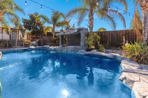 18495 Darin Dr, Perris CA  92570-9187 exterior
