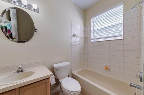 2518 Chapala Dr, Kissimmee FL  34746-3445 exterior