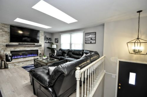 408 Cottonwood Dr, Noblestown PA  15071-1114 exterior