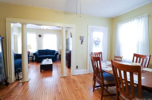 10 Smith St, New Britain CT 06053-3621 exterior