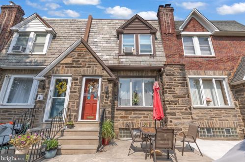 3445 Bleigh Ave, Philadelphia, PA 19136-3818