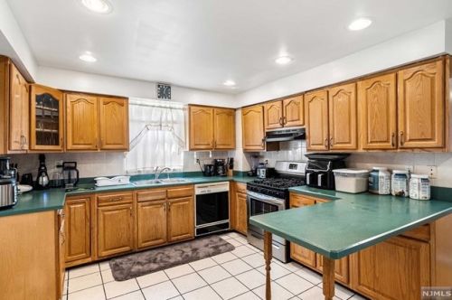 26 Mangold St, Paterson NJ exterior